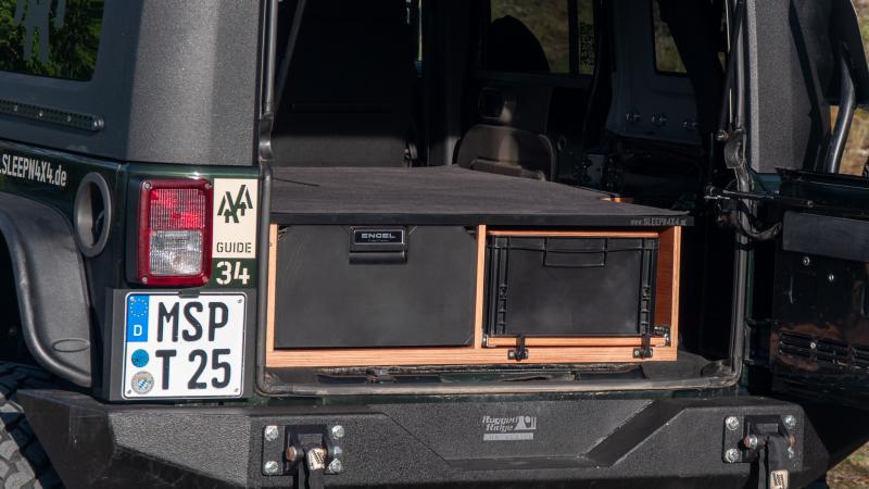 Jeep Wrangler JKU - Schlafausbau Sleeper